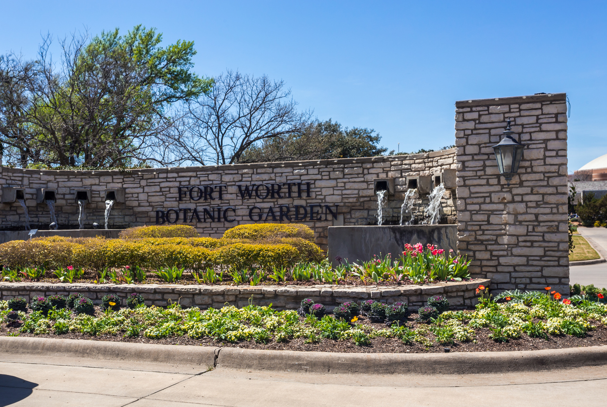 Fort Worth Botanic Garden entrance signage in Fort Worth, TX